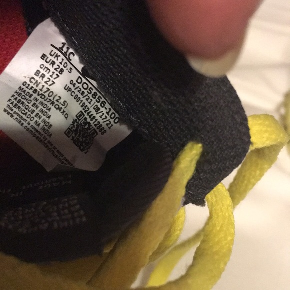 Air Force 1 white leather black swoosh rubber sole worn once in box . - Picture 8 of 8